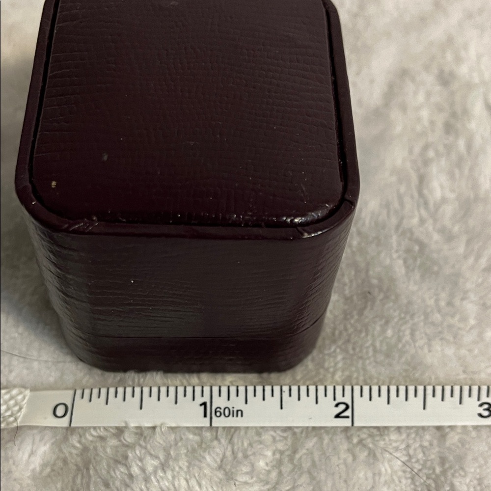 Ring Box - Picture 2 of 7